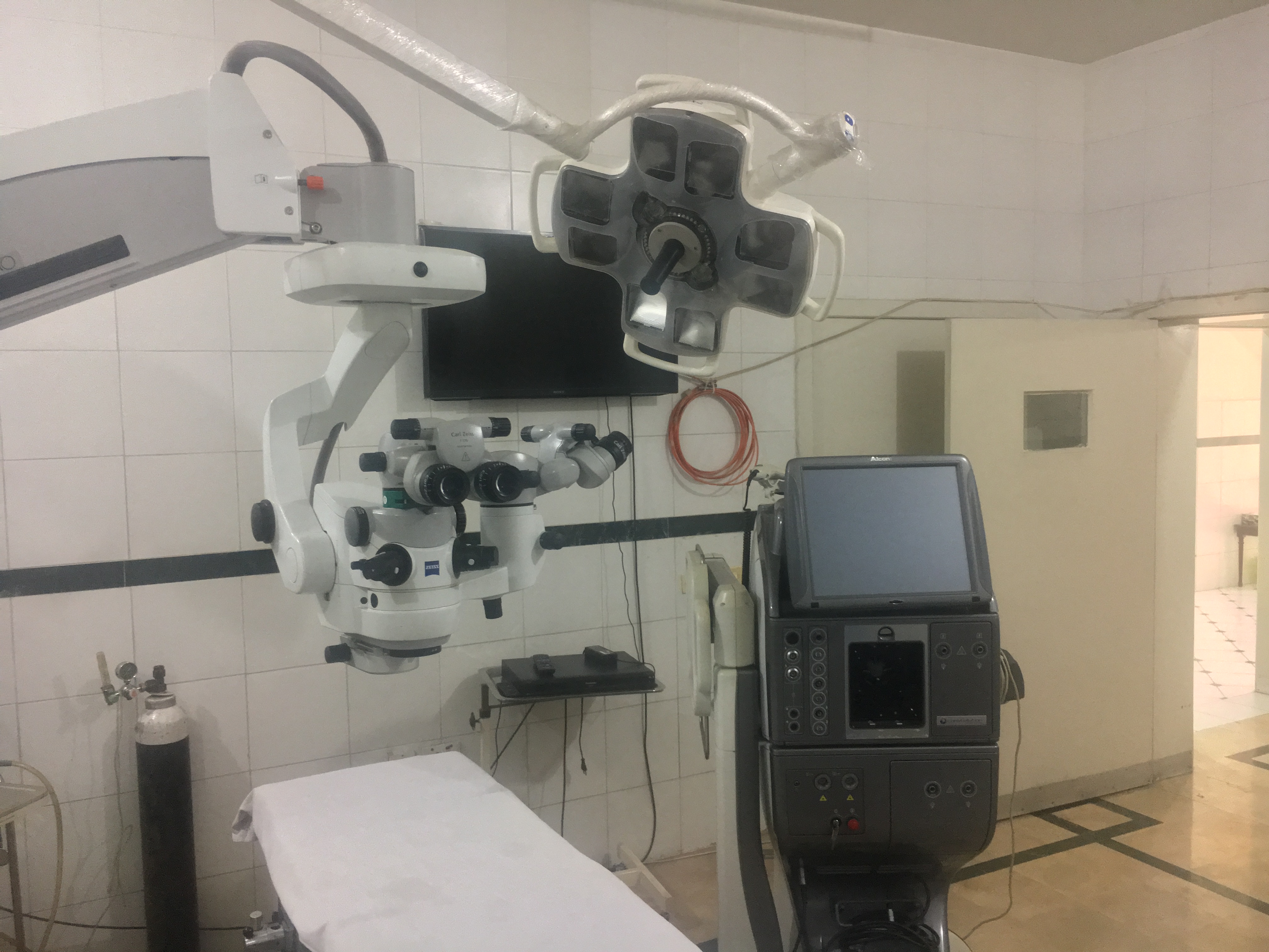 VITREO RETINAL SERVICE